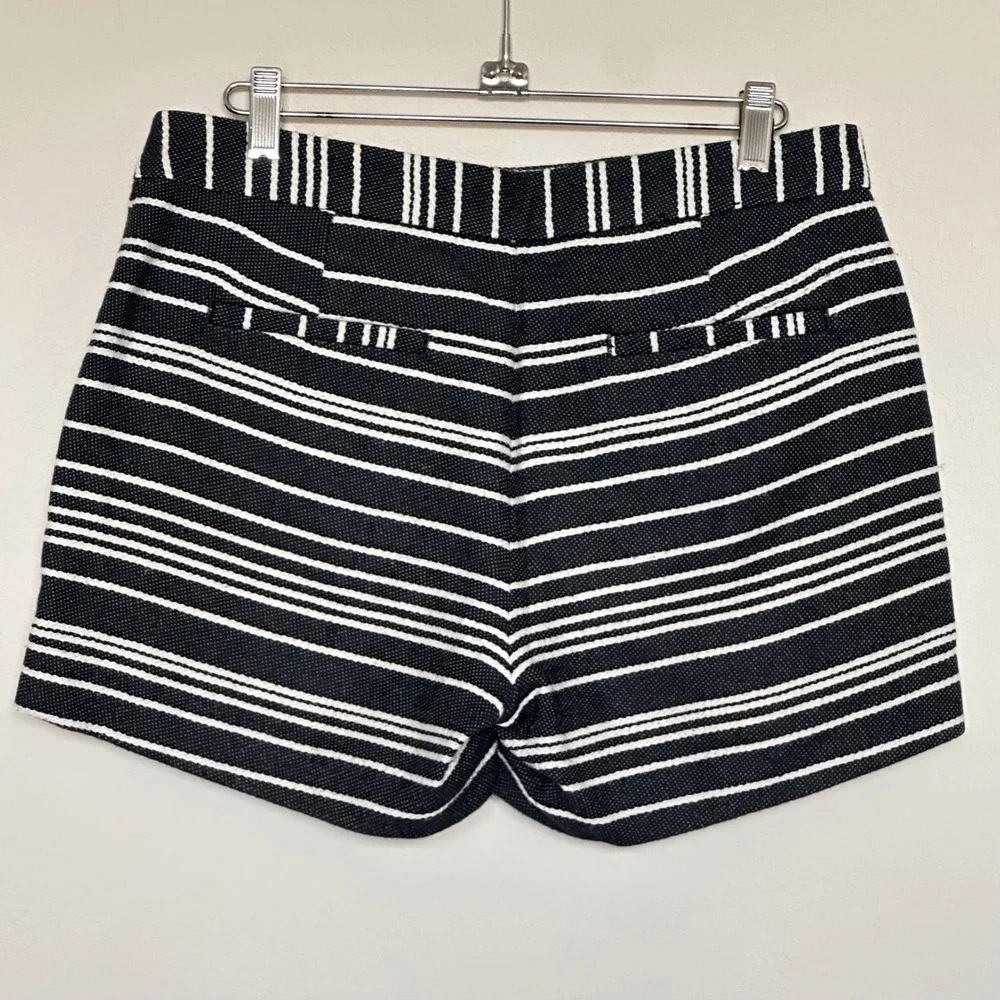 Banana Republic Navy White Striped‎ Sailor Shorts Button Detail Size 4 Nautical